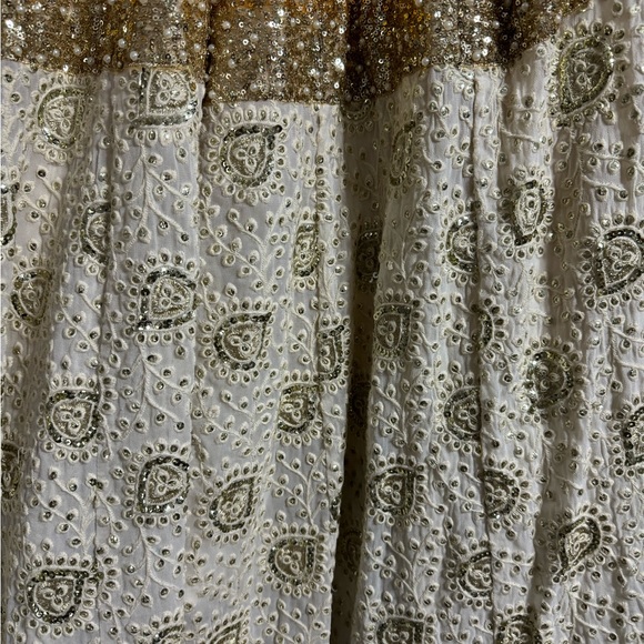 Yellow lengha - Picture 6 of 11